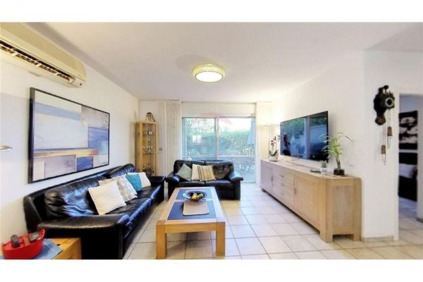 תמונה שסיפק מעלה המודעה