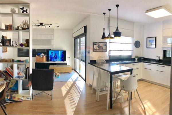 תמונה שסיפק מעלה המודעה