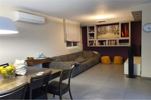 תמונה שסיפק מעלה המודעה